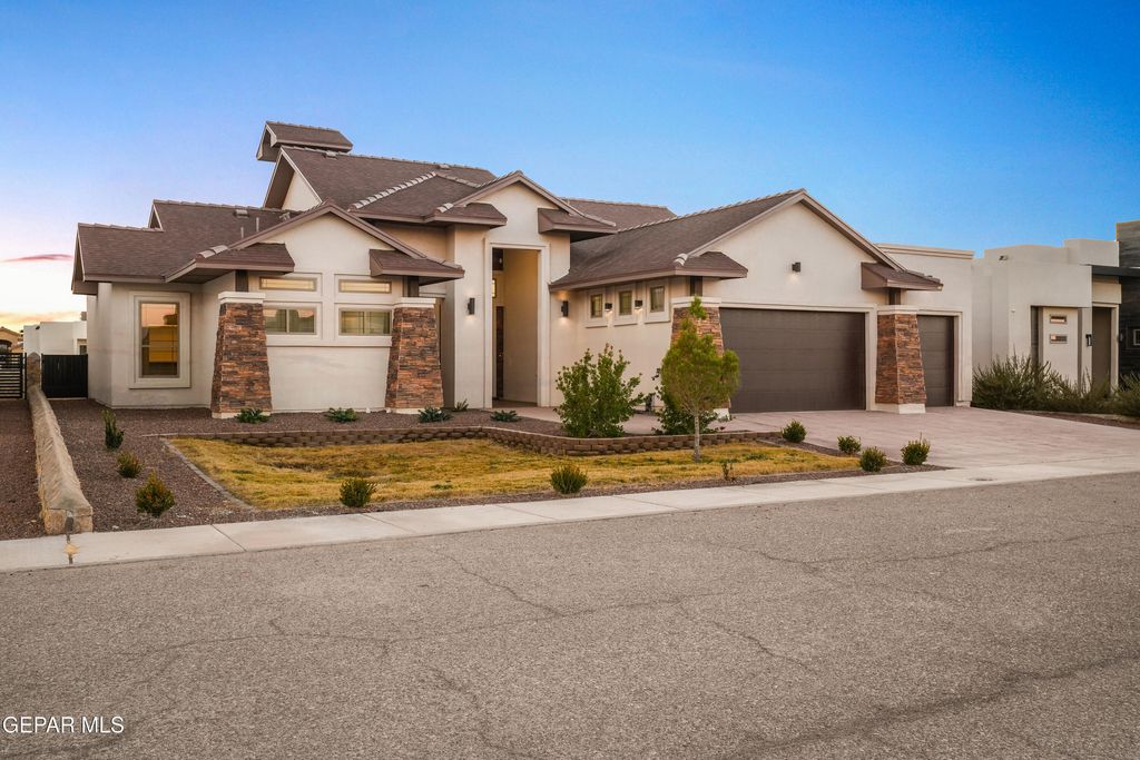 Photo of 356 RIO DE JAZMIN Circle, El Paso, TX 79932 (MLS # 934303)