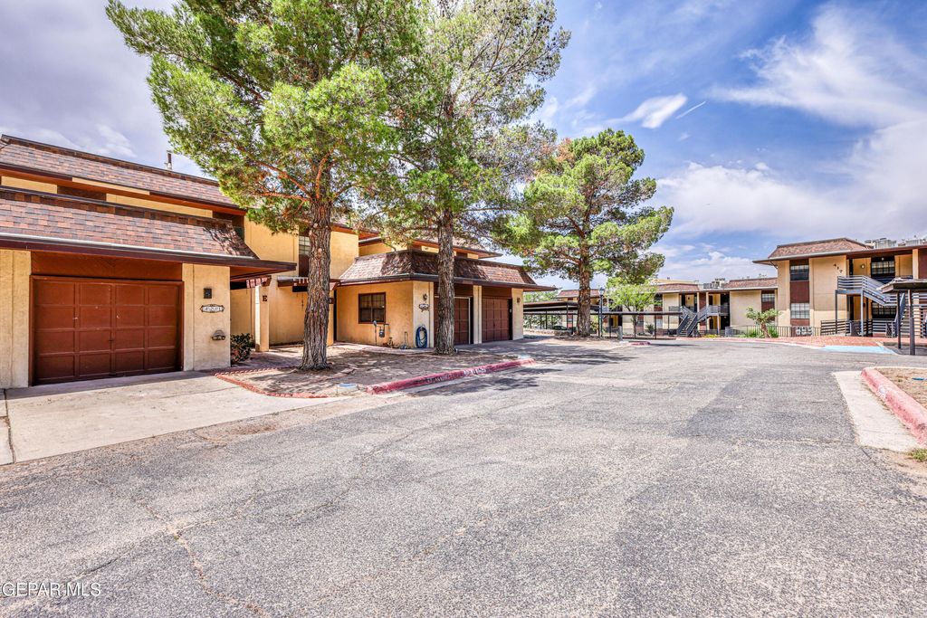 Photo of 421 Irondale Drive #E, El Paso, TX 79912 (MLS # 946319)