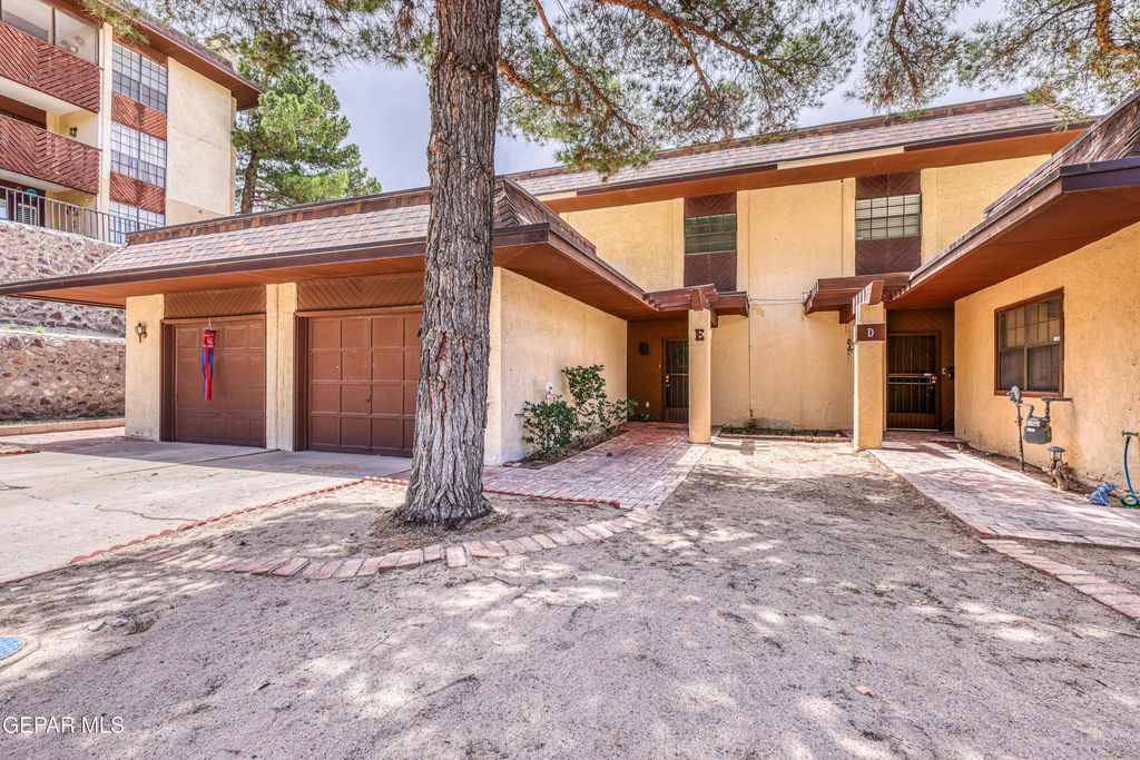 Photo of 421 Irondale Drive #E, El Paso, TX 79912 (MLS # 946319)