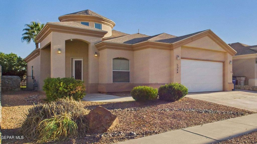 Photo of 5544 GUSTAVO MADRID Lane, El Paso, TX 79934 (MLS # 941017)