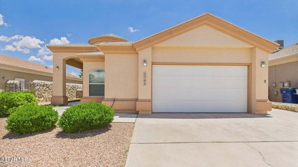 Photo of 5544 GUSTAVO MADRID Lane, El Paso, TX 79934 (MLS # 941017)