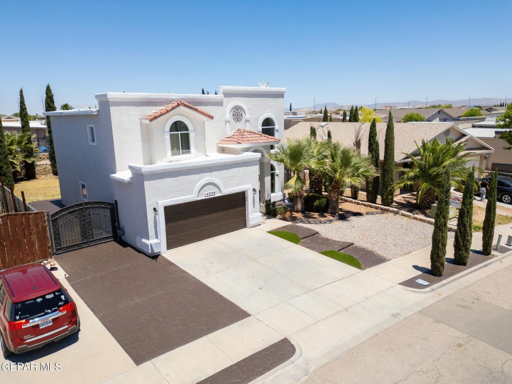 Photo of 14329 DESERT SAGE Drive, Horizon City, TX 79928 (MLS # 945313)