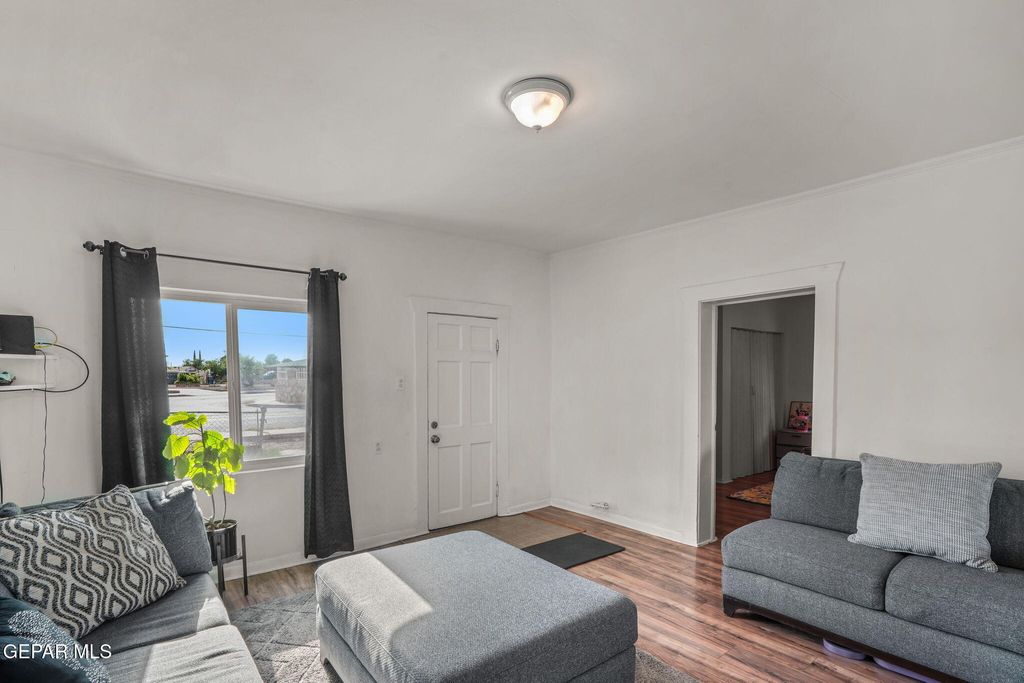 Photo of 120 PENDALE Road, El Paso, TX 79907 (MLS # 946890)