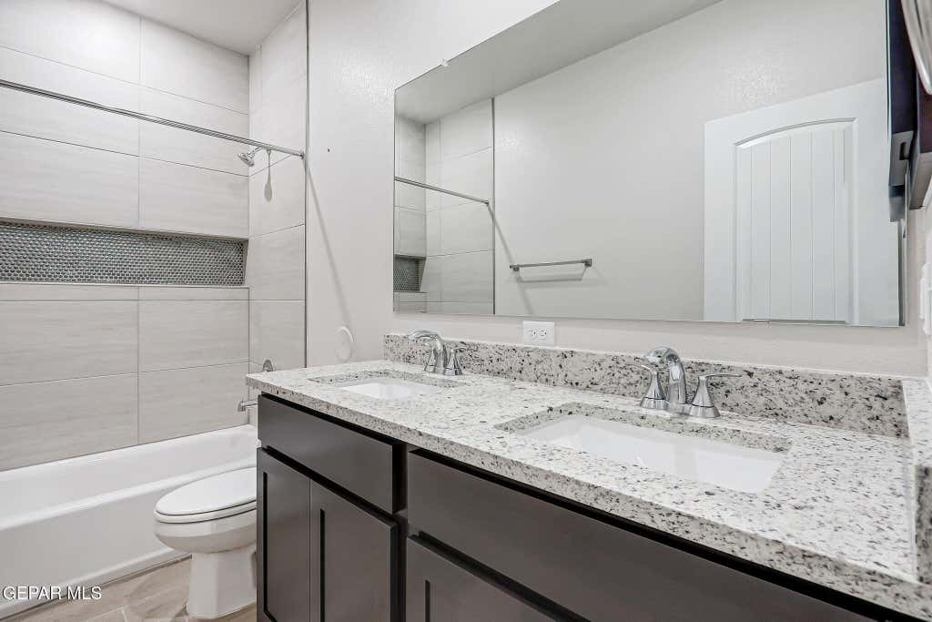 Photo of 545 Paseo De La Reina Street, El Paso, TX 79938 (MLS # 945541)