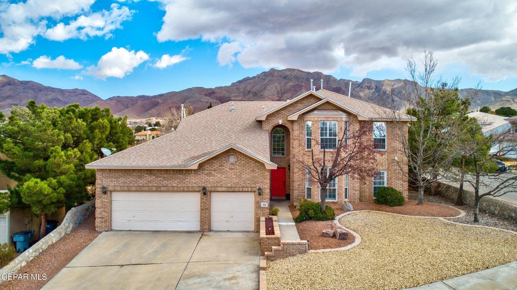 Photo of 918 Bellacumbre Drive, El Paso, TX 79912 (MLS # 943550)