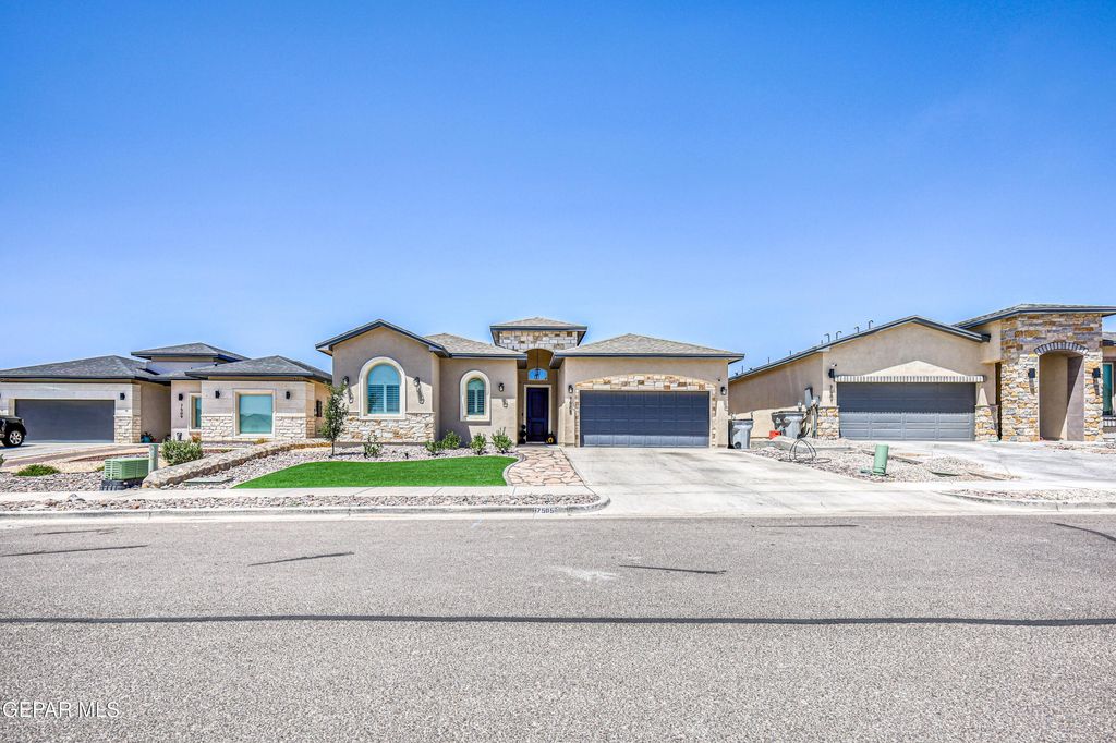 Photo of 7505 ENCHANTED RIDGE Drive, El Paso, TX 79911 (MLS # 945248)