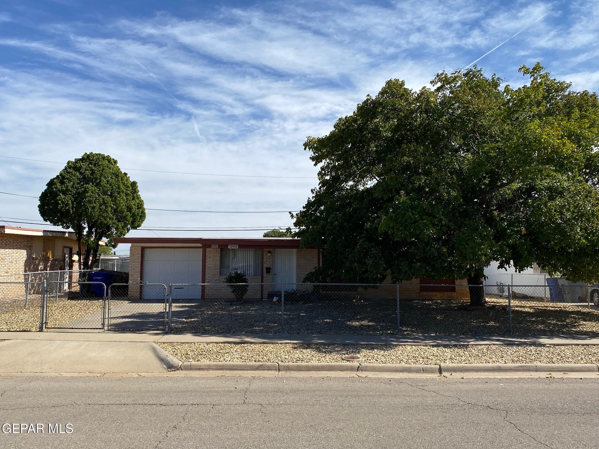 Photo 1 of 21 — 10412 TRIUMPH Drive, El Paso, TX 79924