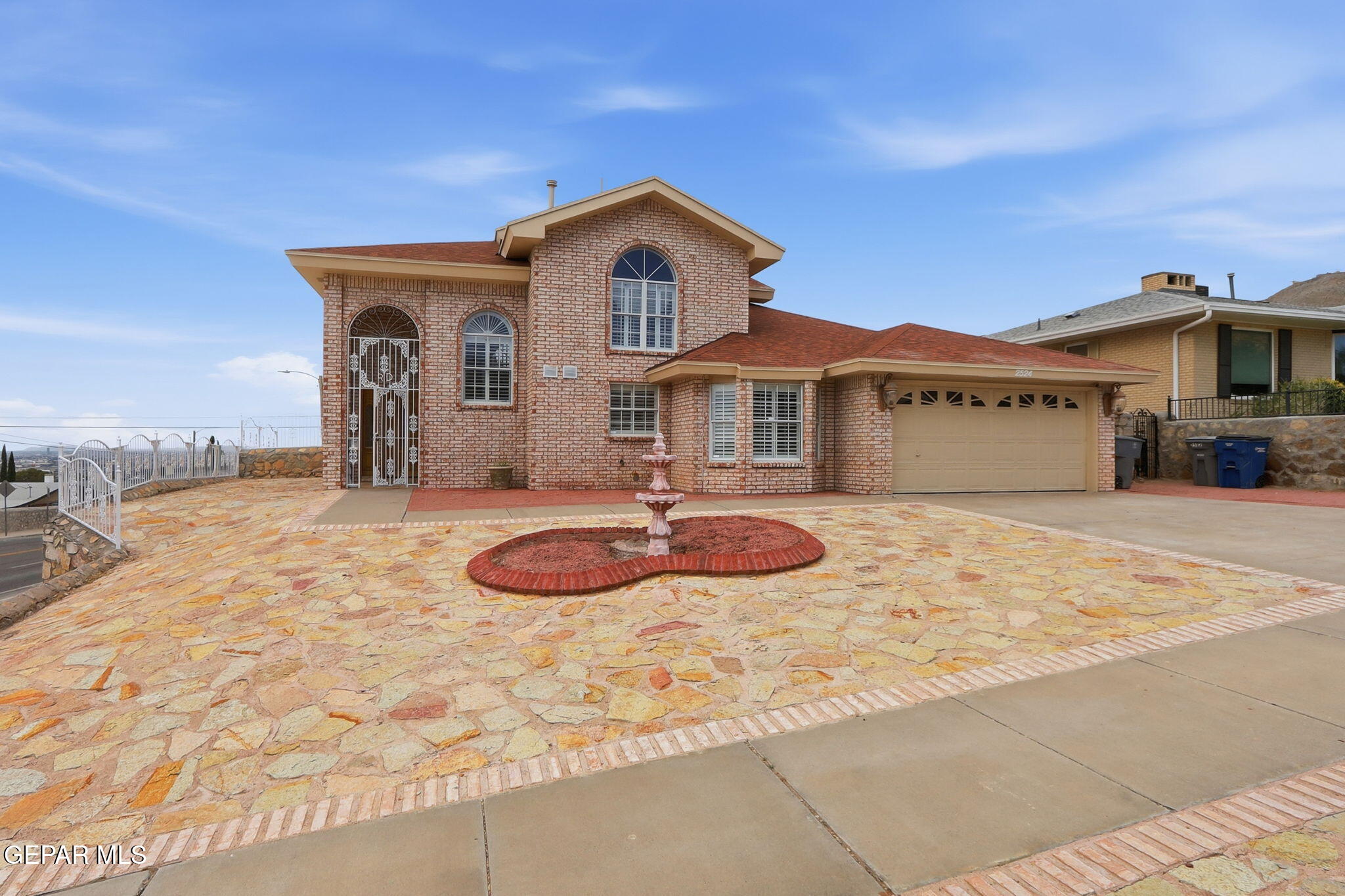 2524 MEMPHIS Avenue - Photo 3