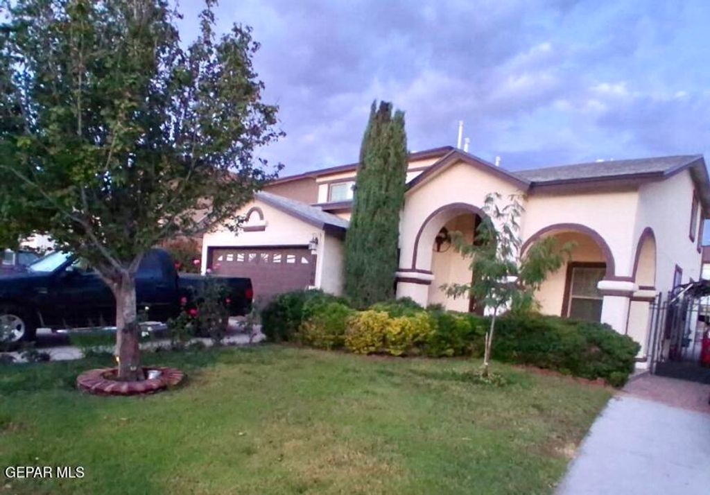 Photo of 3100 TIERRA NORA Drive, El Paso, TX 79938 (MLS # 939808)