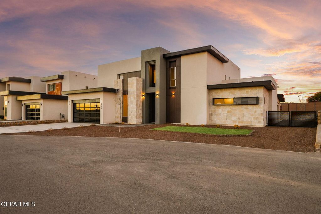 Photo of 856 West Gate, El Paso, TX 79932 (MLS # 939344)