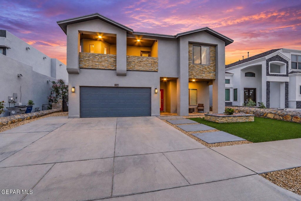 Photo of 12548 BLUE HERON Drive, El Paso, TX 79928 (MLS # 950594)