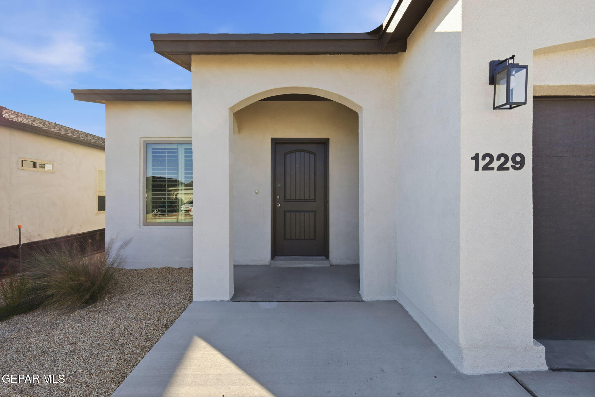 13825 Summer Wave Avenue