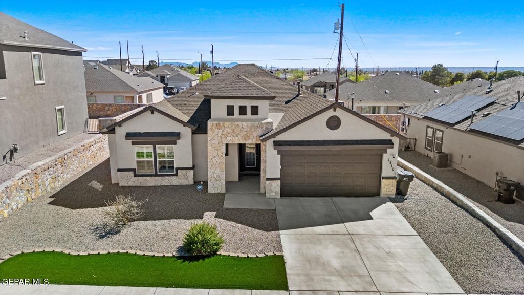 Photo of 1310 MEADOW Road, Canutillo, TX 79835 (MLS # 942409)