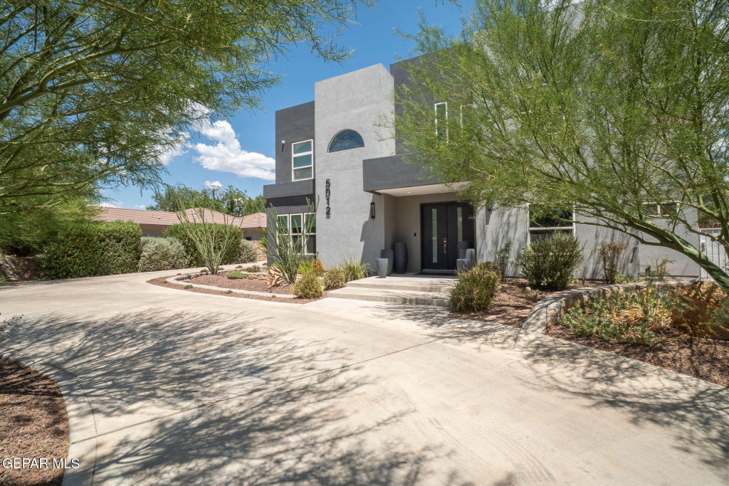 Photo of 5012 Amen Corner Drive, El Paso, TX 79922 (MLS # 948525)