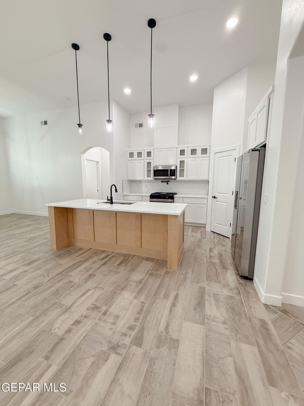 Photo of 874 HARPENDEM Drive, El Paso, TX 79928 (MLS # 942449)