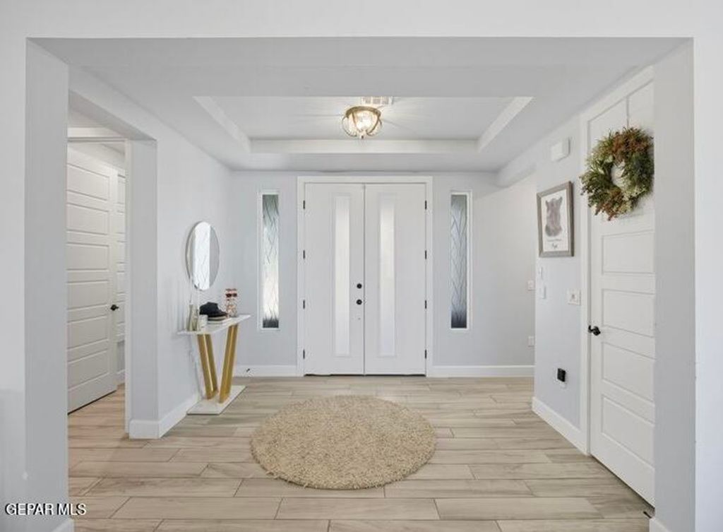 Photo of 268 Emerald Sun Drive, Horizon City, TX 79928 (MLS # 931129)