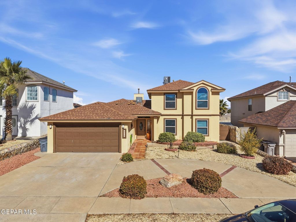 Photo of 12517 SUN SPIRIT Drive, El Paso, TX 79938 (MLS # 937337)