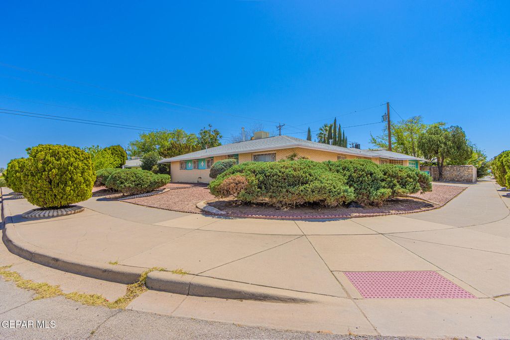 Photo of 9700 COSMOS Avenue, El Paso, TX 79925 (MLS # 941158)