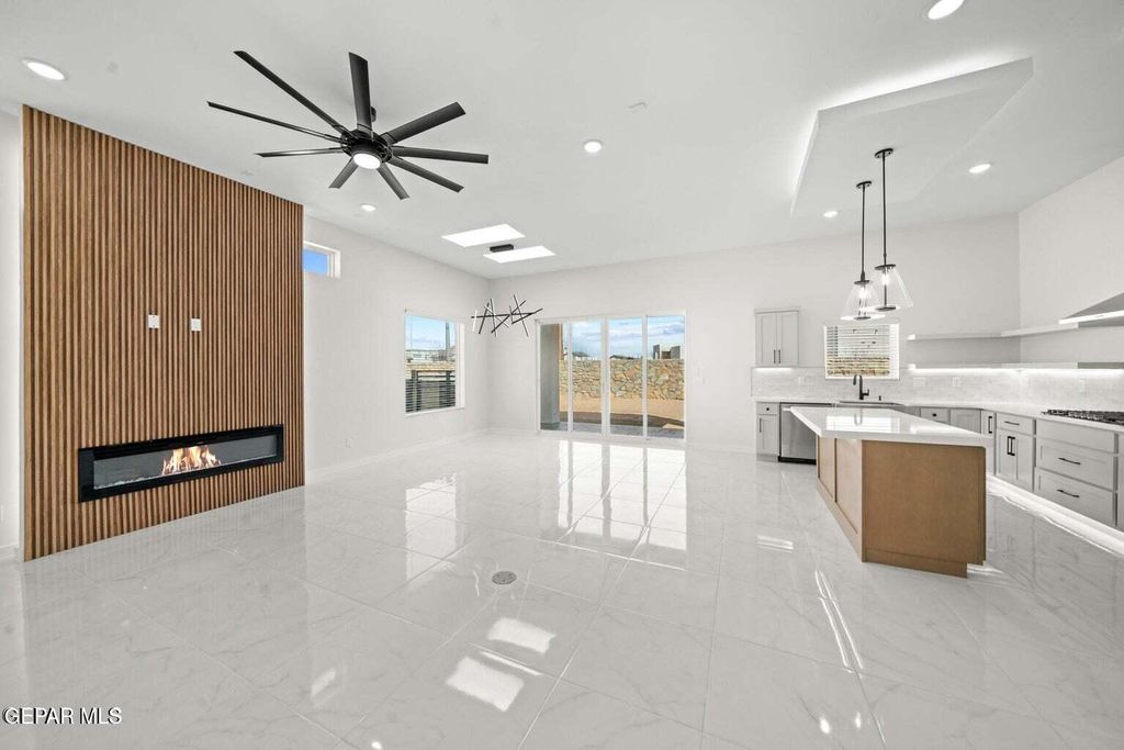 Photo of 14013 Paseo Original Court, Horizon City, TX 79928 (MLS # 942030)