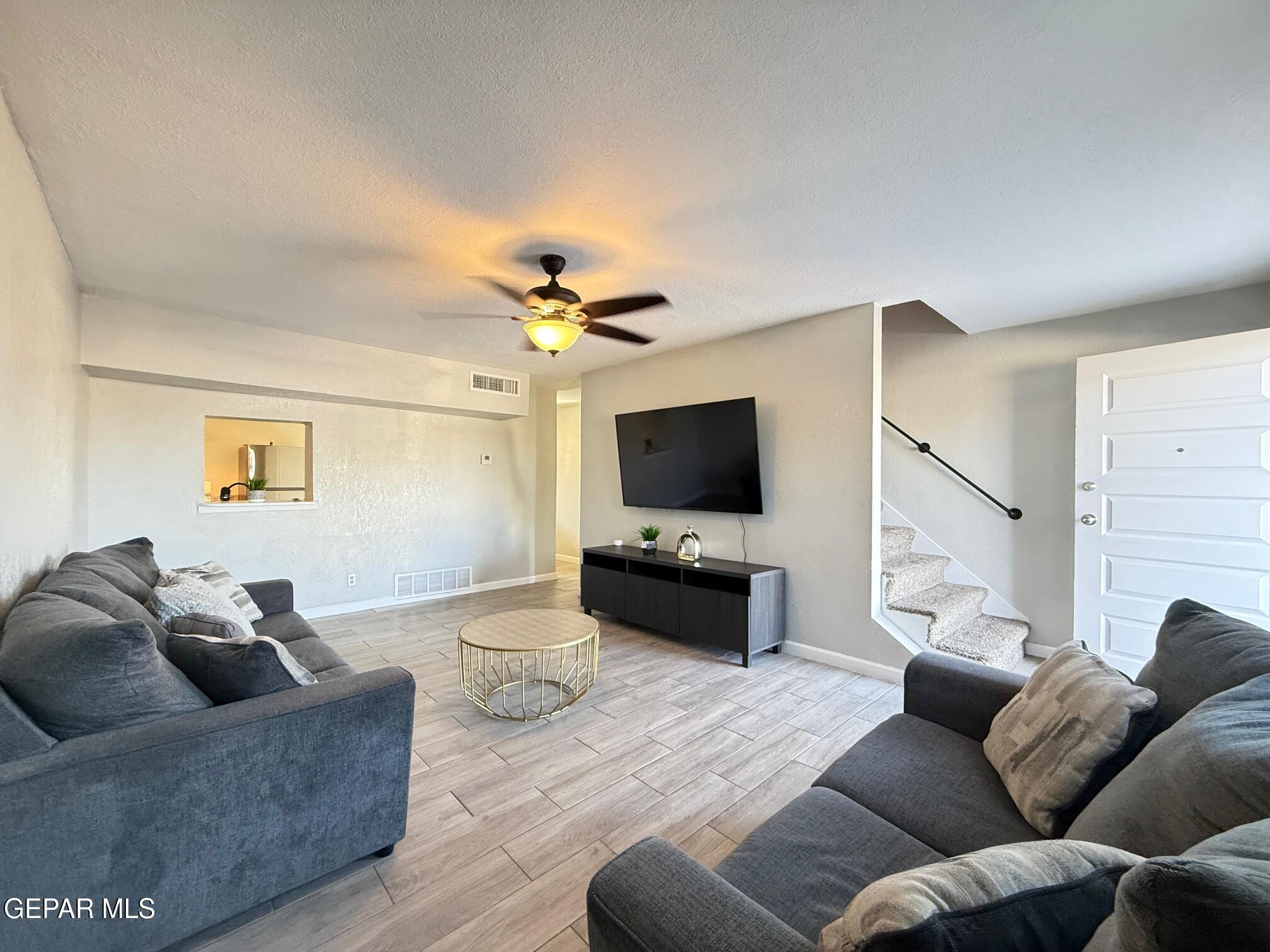 7441 Alameda- REAR Avenue 10