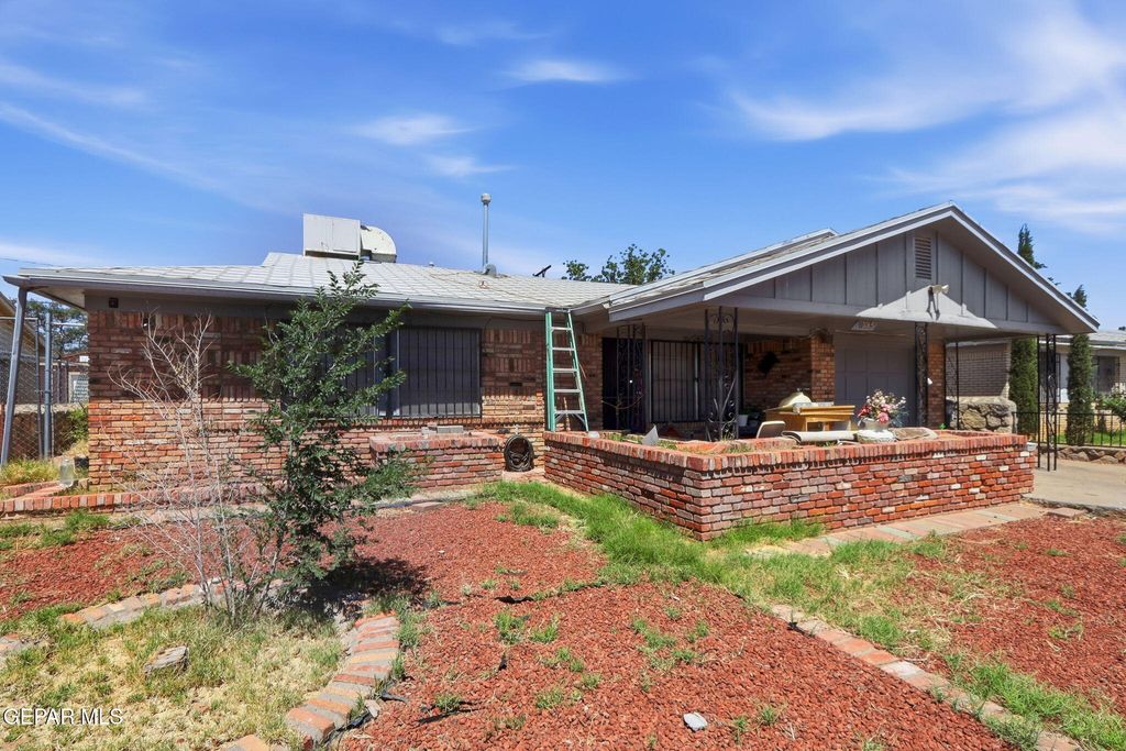 Photo of 10065 QUEBEC Street, El Paso, TX 79924 (MLS # 944840)