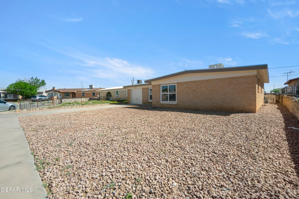 Photo of 10612 ELSA Place, El Paso, TX 79924 (MLS # 940918)