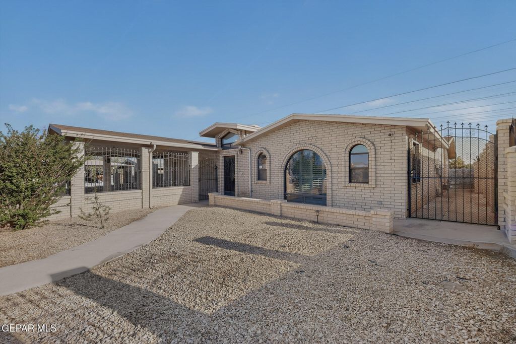 Photo of 4808 SAGITTARIUS Avenue, El Paso, TX 79924 (MLS # 940663)