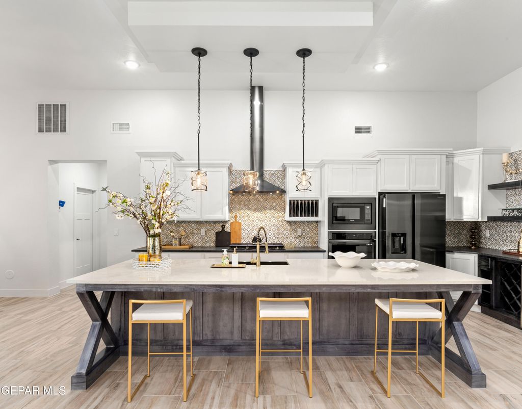 Photo of 14617 TIERRA CALI Court, El Paso, TX 79938 (MLS # 940677)