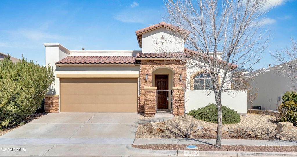 Photo of 7309 Skyrocket Drive, El Paso, TX 79911 (MLS # 938049)