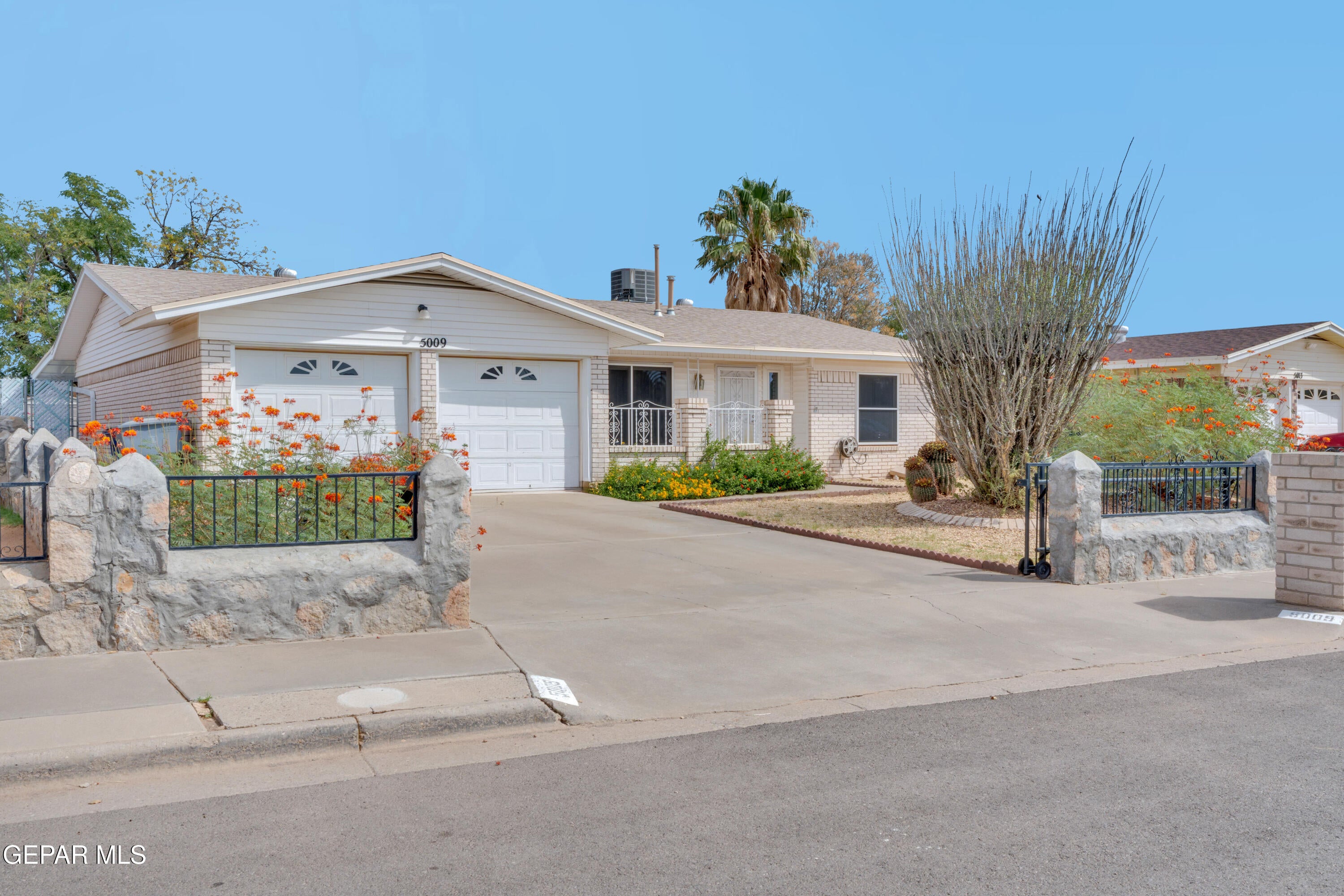5009 MCCORMICK Lane