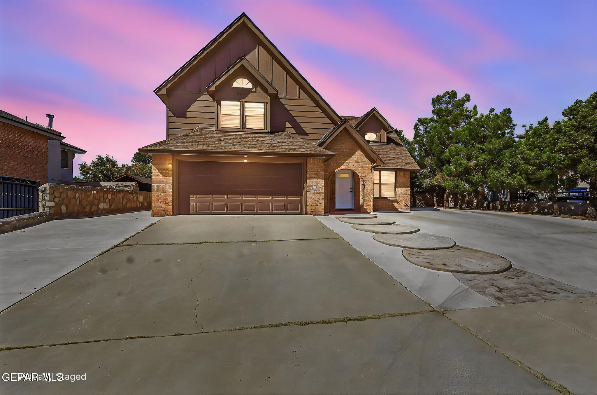 4328 LOMA DE ORO Drive