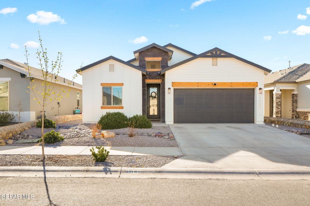 Photo of 11141 BLAZING STAR Place, El Paso, TX 79934 (MLS # 939497)