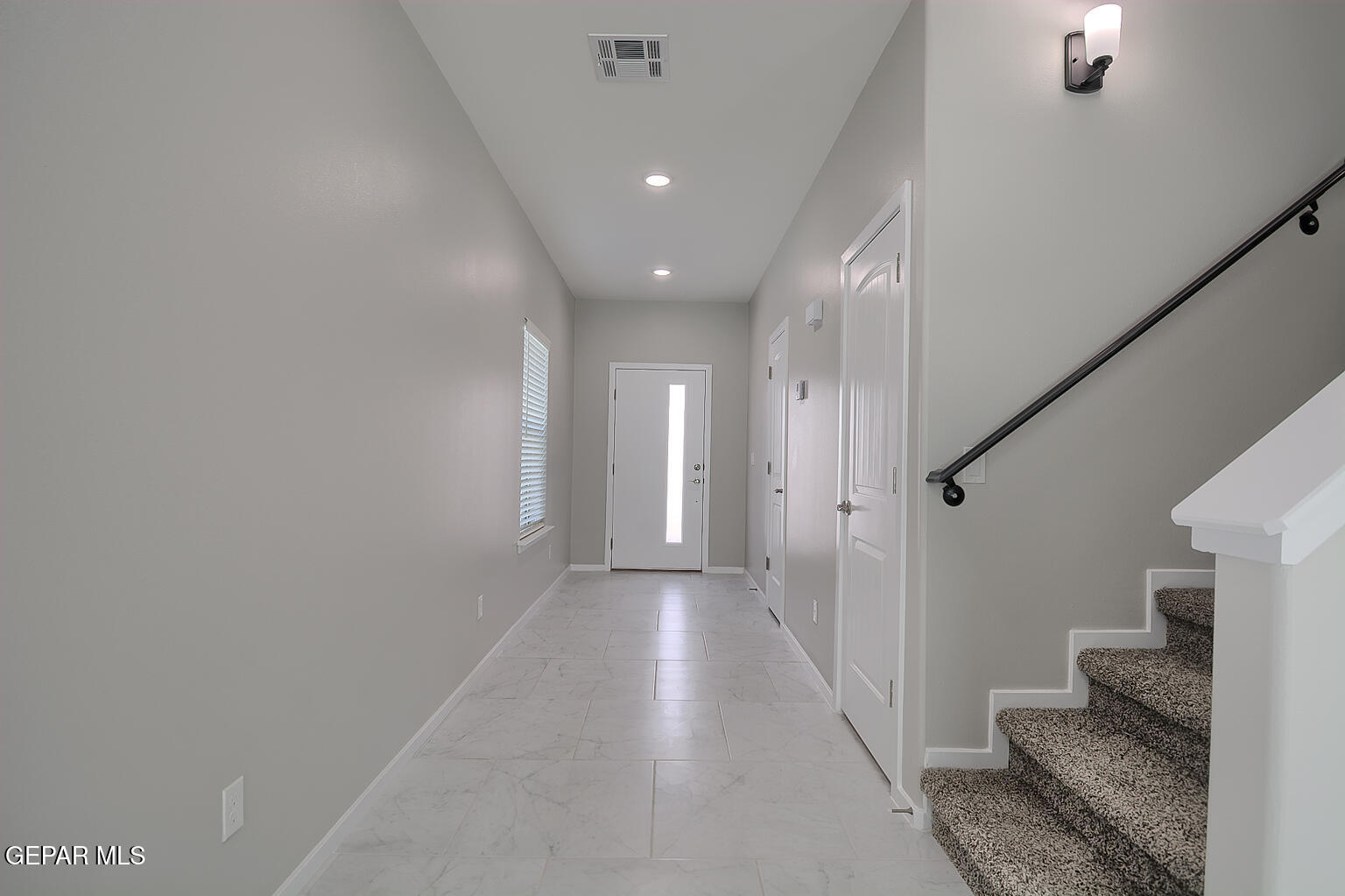 15100 COMPOSITION Avenue