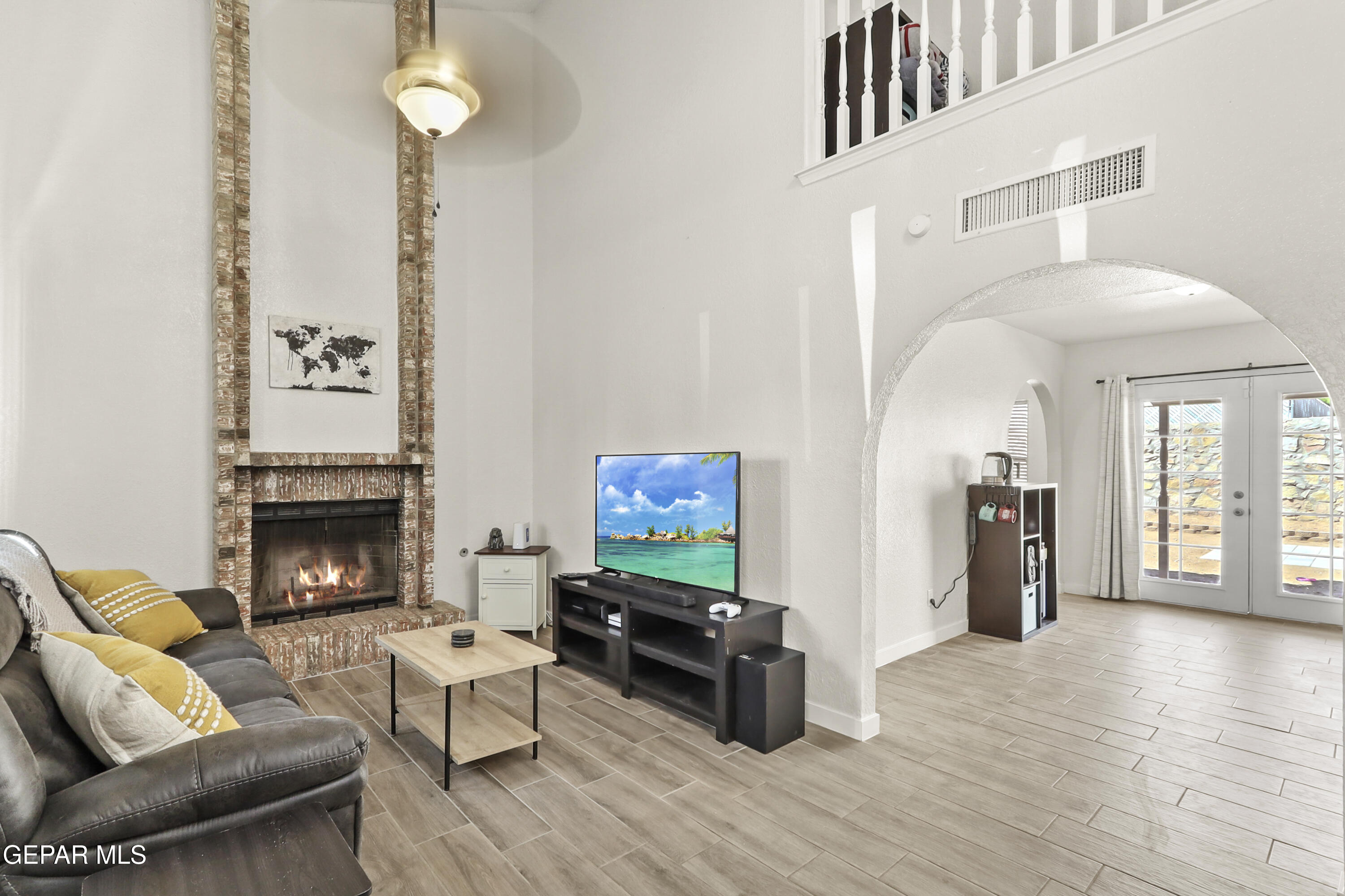 10925 ERNIE BANKS Drive