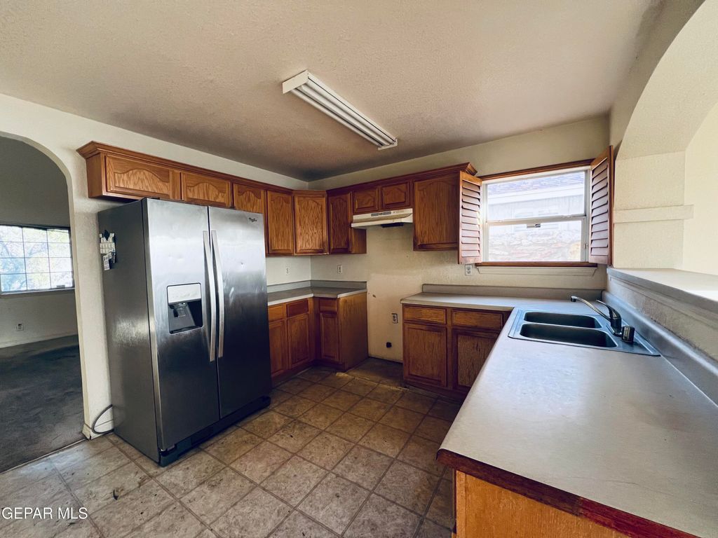 Photo of 1243 JOHN PHELAN Drive, El Paso, TX 79936 (MLS # 938603)