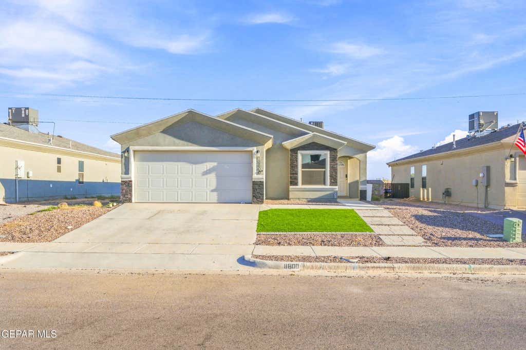 Photo of 13800 Flora Vista Avenue, Horizon City, TX 79928 (MLS # 948760)