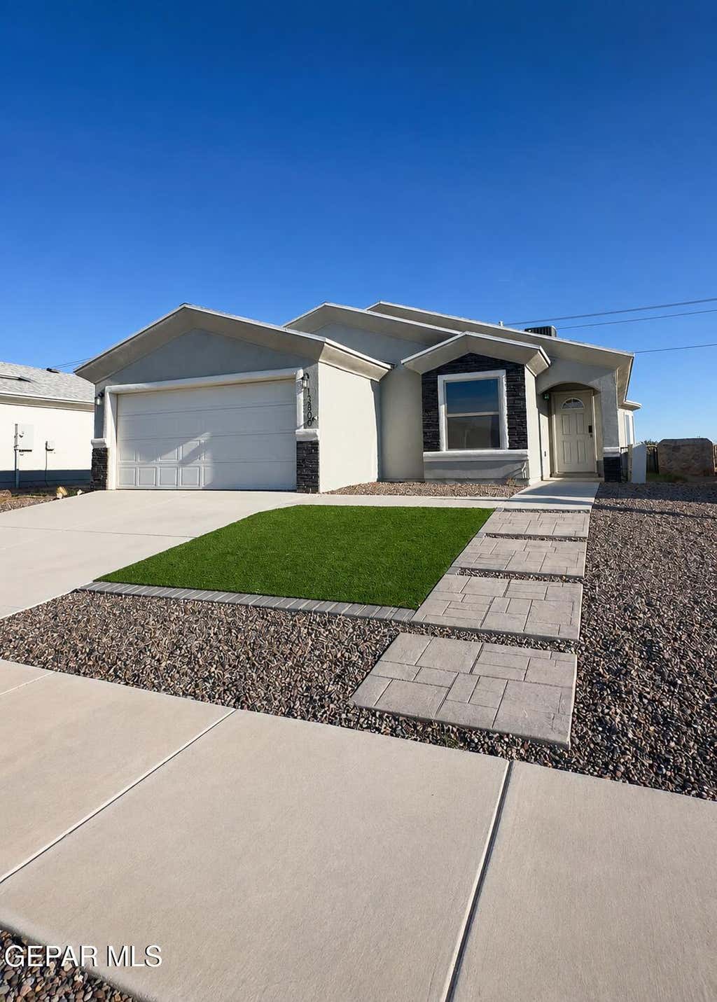 Photo of 13800 Flora Vista Avenue, Horizon City, TX 79928 (MLS # 948760)