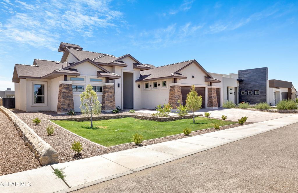 Photo of 356 RIO DE JAZMIN Circle, El Paso, TX 79932 (MLS # 932331)