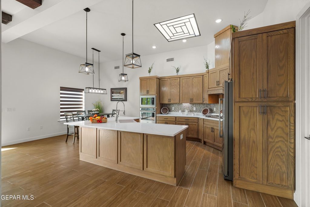 Photo of 253 Mar Vista Place, Horizon City, TX 79928 (MLS # 932645)