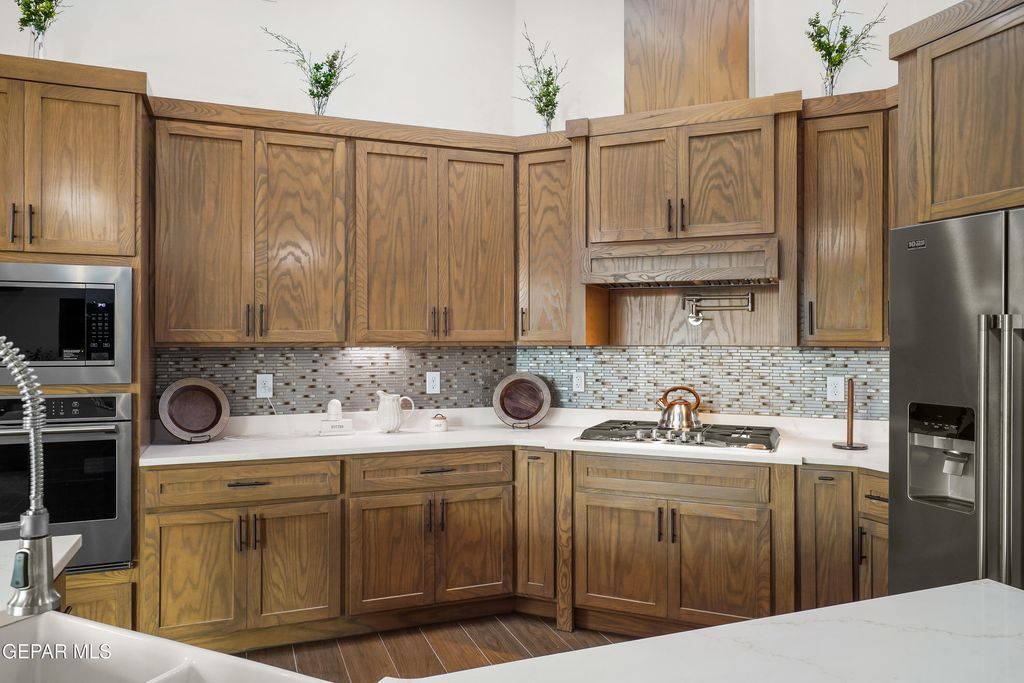 Photo of 253 Mar Vista Place, Horizon City, TX 79928 (MLS # 932645)