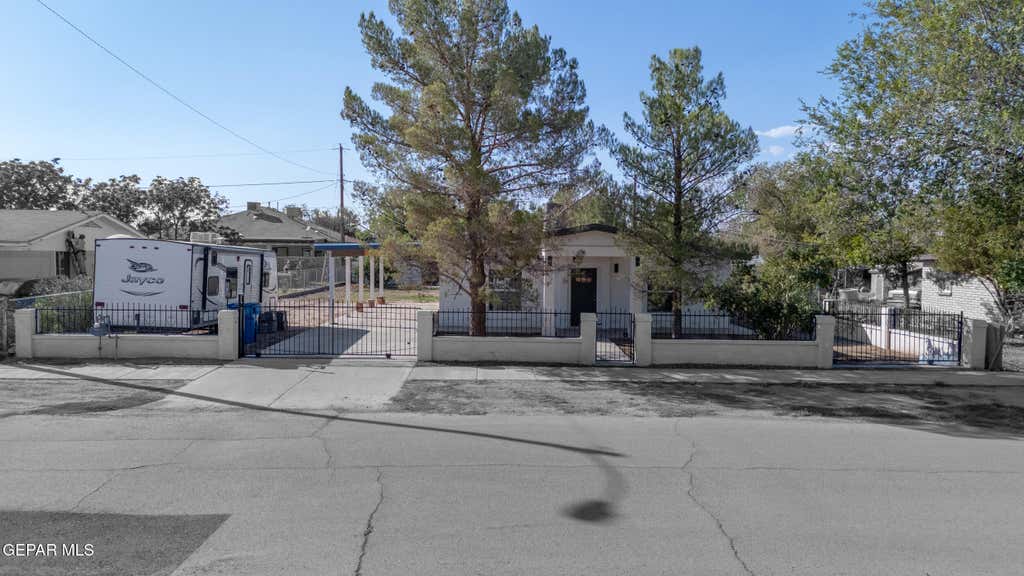 Photo of 11574 La Poblana Drive, Socorro, TX 79927 (MLS # 948570)