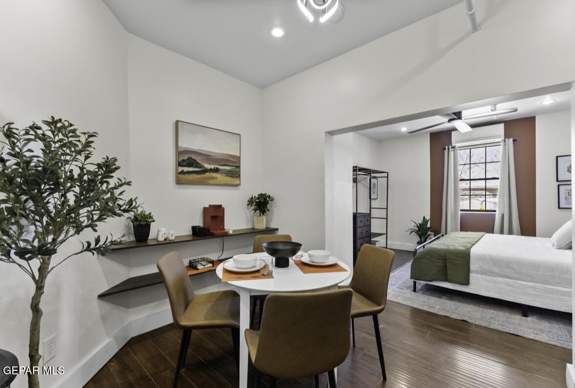 518 W San Antonio Avenue 11