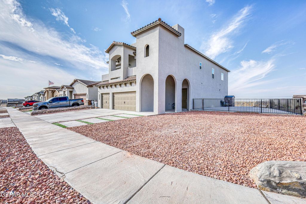 Photo of 2375 Enchanted Peaks Lane, El Paso, TX 79911 (MLS # 934772)