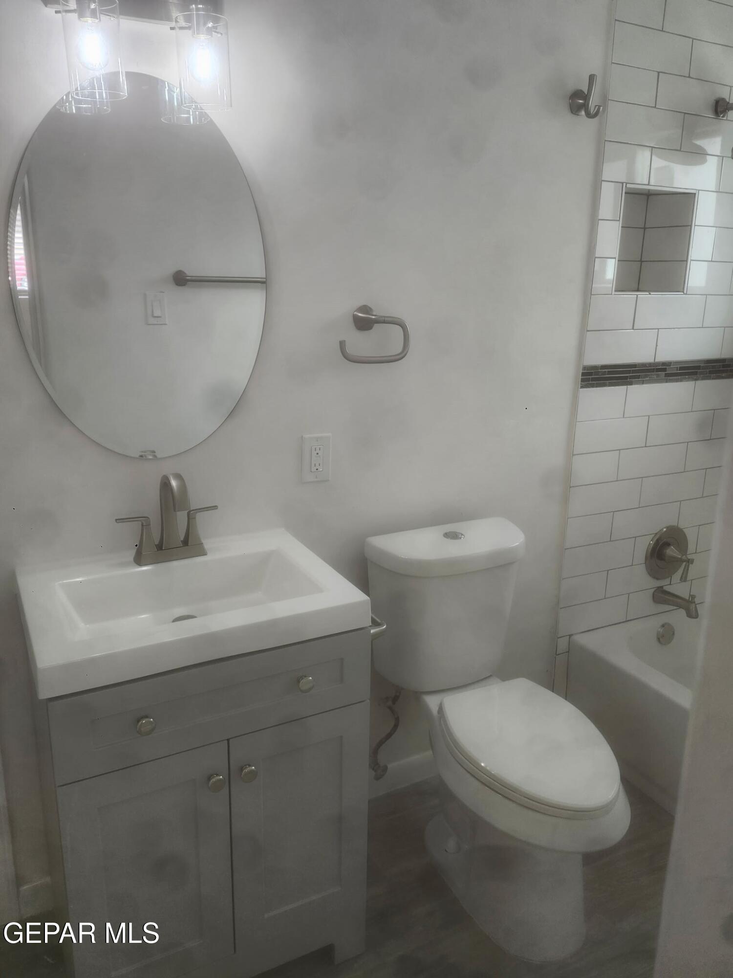 2408 PORTLAND Avenue