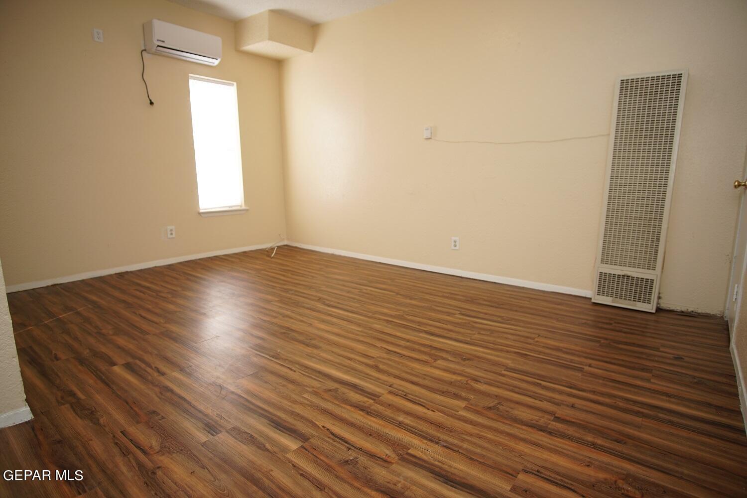3403 Pershing Drive 3