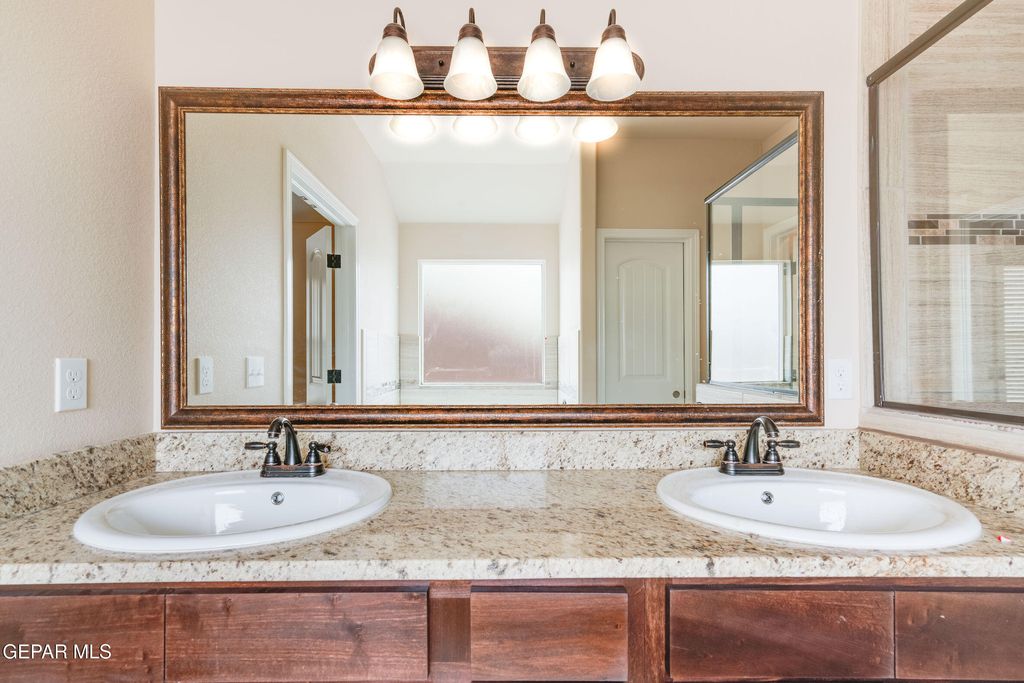 Photo of 500 Caddo Lane, Clint, TX 79836 (MLS # 940467)