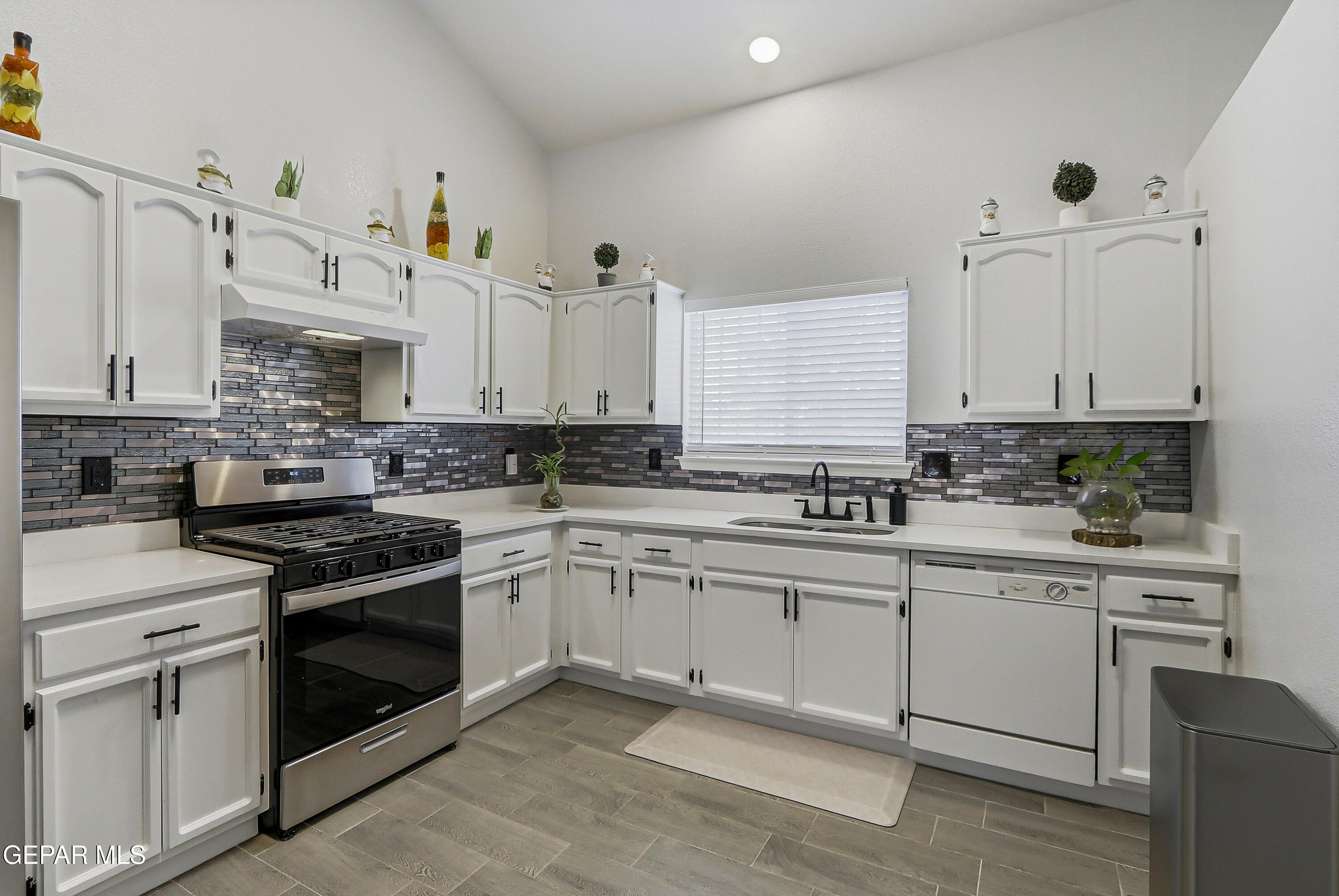 12192 Sun Arbor Place