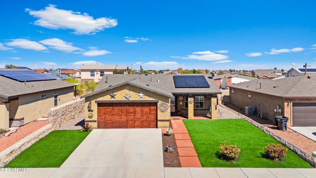 Photo of 724 Villa Romero Drive, Horizon City, TX 79928 (MLS # 950235)
