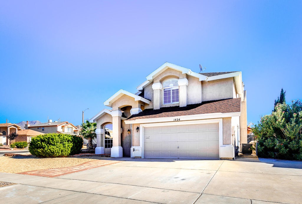 Photo of 1424 PLAZA VERDE Drive, El Paso, TX 79912 (MLS # 952075)