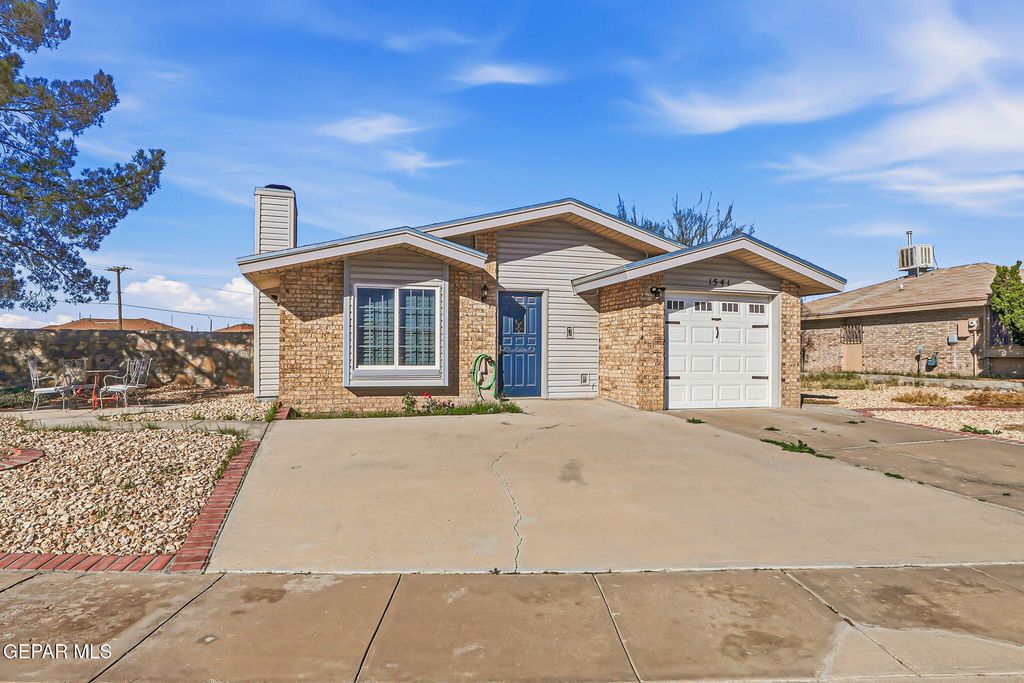 Photo of 1541 DIEGO RIVERA Drive, El Paso, TX 79936 (MLS # 935997)